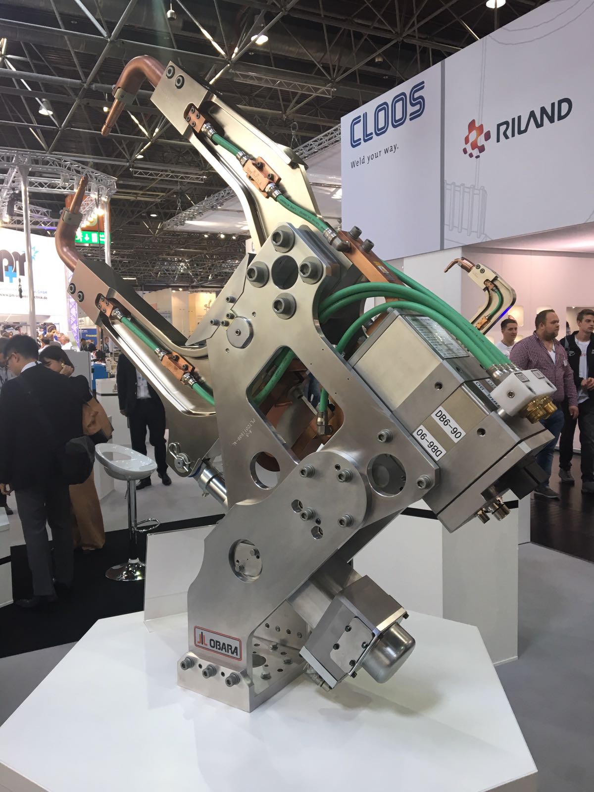 LIGHT WEIGHT ROBOT GUN C-TYPE